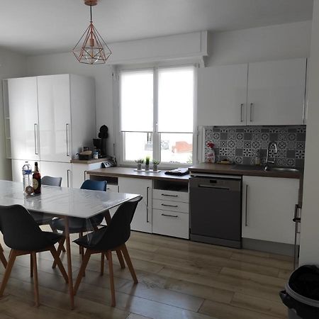 Charmant Duplex A 2 Pas De La Plage 르 포르텔 외부 사진