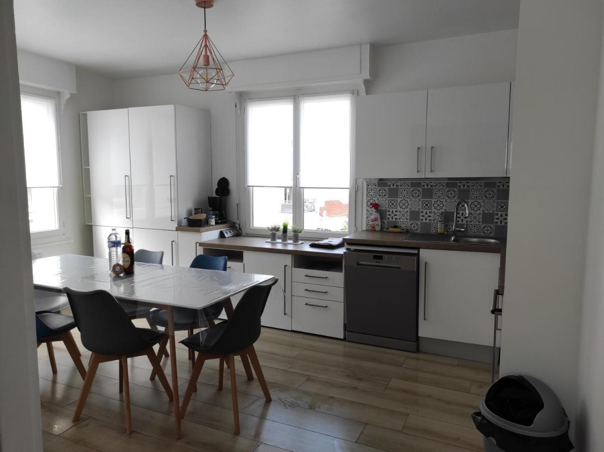 Charmant Duplex A 2 Pas De La Plage 르 포르텔 외부 사진